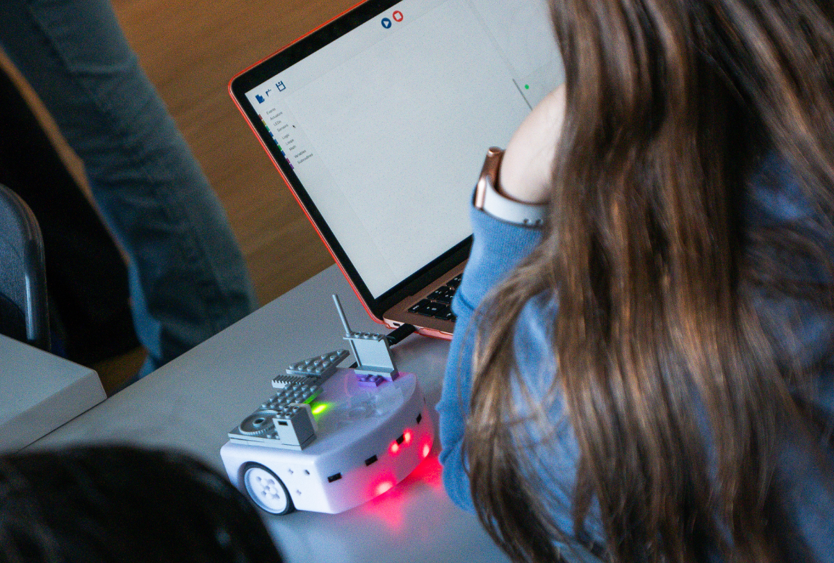 Junior Camp – Robotics and multi-activites, 13 to 18 years old